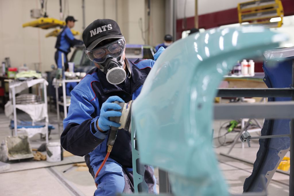 車体整備の基礎実習